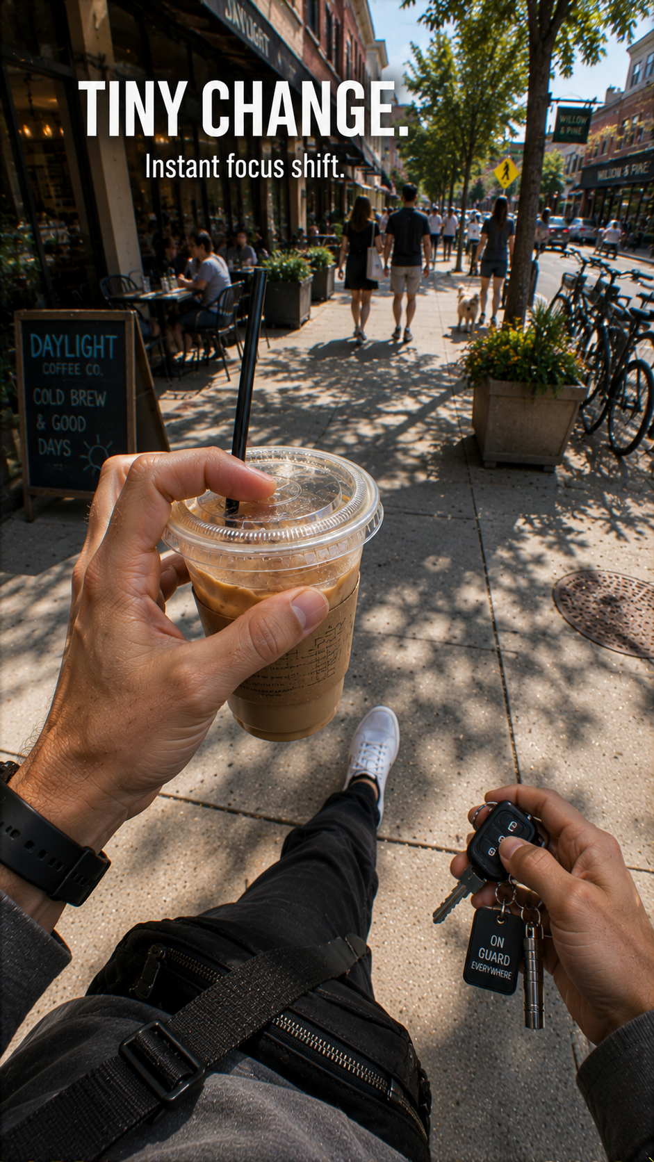 Why You Look at Your Drink the Second the Lid Moves — The Instant-Change Attention Trap